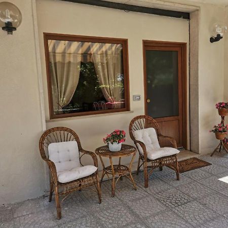 Al Centesimo Chilometro - Ristoro Del Pellegrino Hostel Монтефиасконе Екстериор снимка